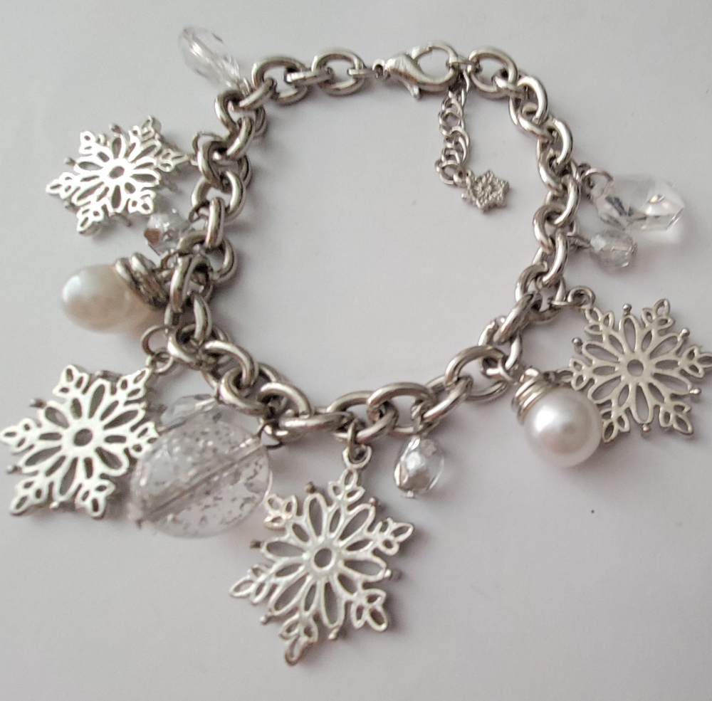Avon Snowflake Bracelet